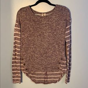 XS Cato high-low long sleeve top